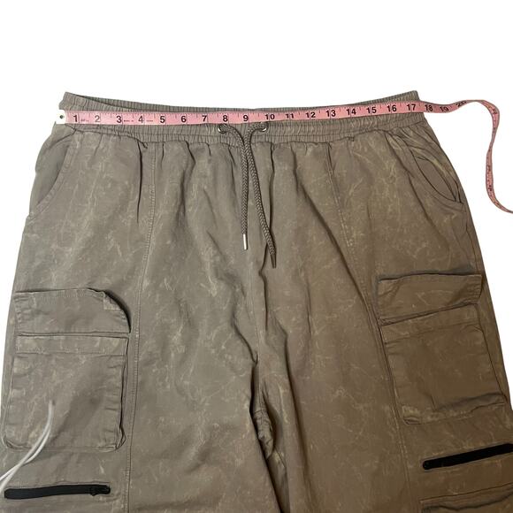 Pretty Little Thing Gray Cargo Pants Size 16 NWT - Picture 7 of 9